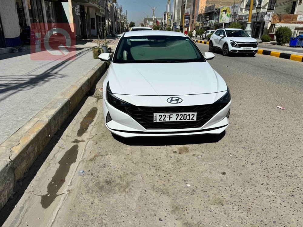 هیوندای ئەلەنترا